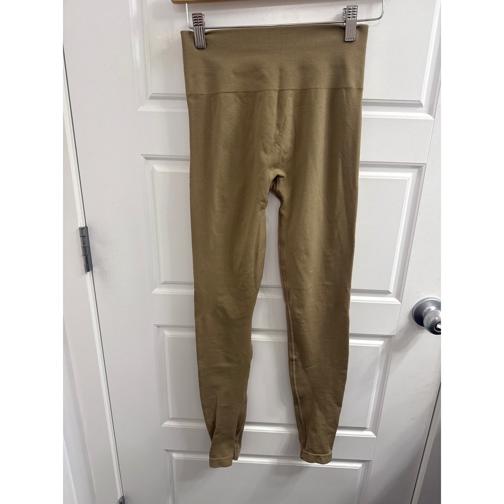 3/$30 Alphalete Tan Khaki Seamless Scrunch Butt High Waist Gym Leggings Small